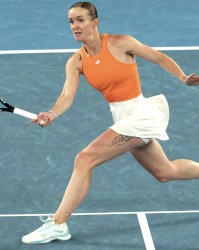 世界杯下注-连画2个叉后，女网世界第12这次在镜头上写下：乌克兰，为你而战