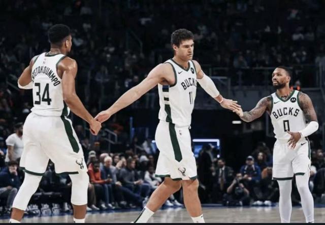 1729783637558077370.jpg 0c3227379b70905d196fbb02dcdbea9.jpg